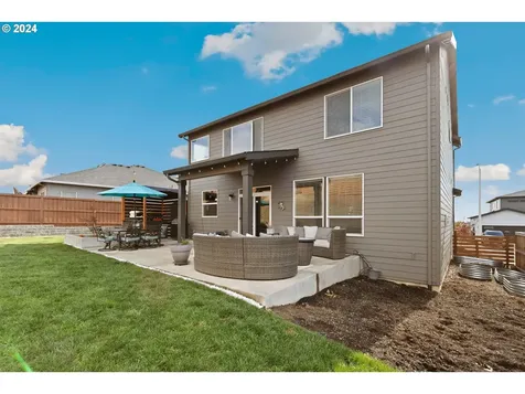 2857 NW Mount Ashland Lane Mcminnville OR 97128