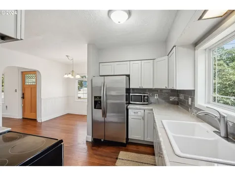 5604 Se Holgate Boulevard Portland OR 97206