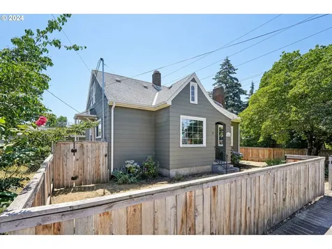 5604 Se Holgate Boulevard Portland OR 97206