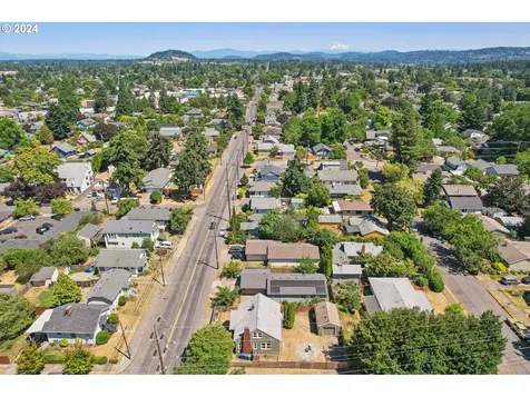 5604 Se Holgate Boulevard Portland OR 97206