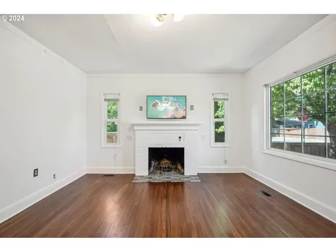 5604 Se Holgate Boulevard Portland OR 97206