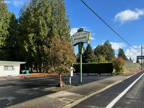21511 SE Stark Street Gresham OR 97030