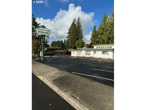 21511 SE Stark Street Gresham OR 97030