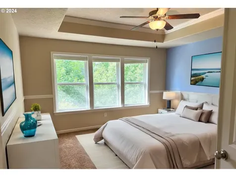 3723 10th Street Hubbard OR 97032