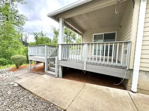 3723 10th Street Hubbard OR 97032