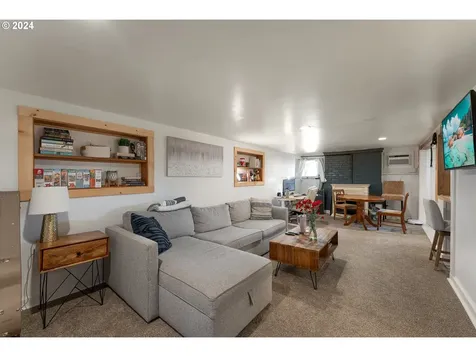 857 Se Watson Street Roseburg OR 97470