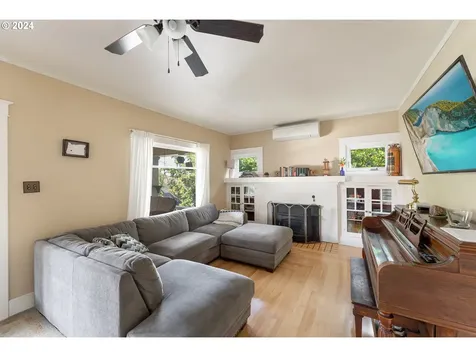 857 Se Watson Street Roseburg OR 97470
