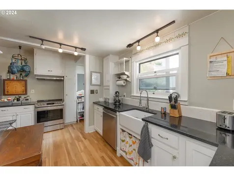 857 Se Watson Street Roseburg OR 97470