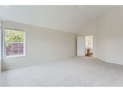 12409 NW Hartford Street Portland OR 97229