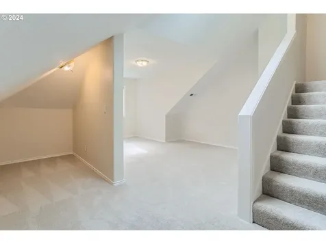 12409 NW Hartford Street Portland OR 97229