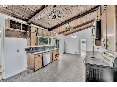 190 Roberts Road Chehalis WA 98532