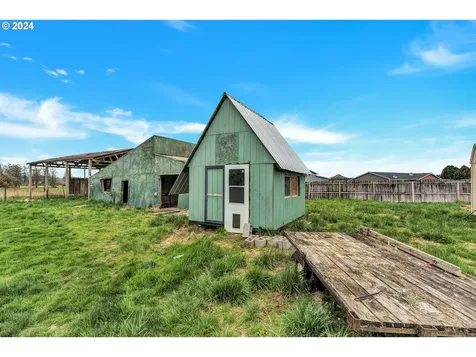 190 Roberts Road Chehalis WA 98532