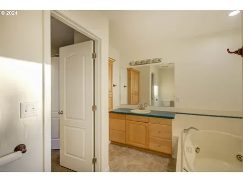 127 Krestview Lane Woodland WA 98674
