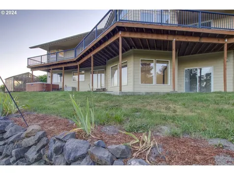 127 Krestview Lane Woodland WA 98674