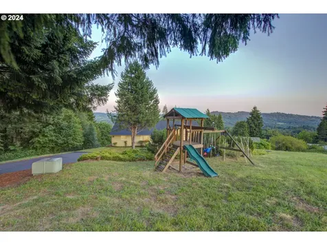 127 Krestview Lane Woodland WA 98674
