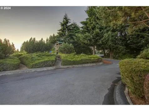 127 Krestview Lane Woodland WA 98674