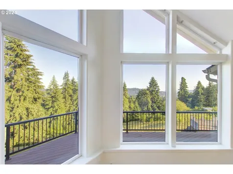 127 Krestview Lane Woodland WA 98674