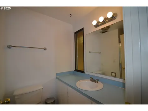 12300 NE 12th Street Vancouver WA 98684