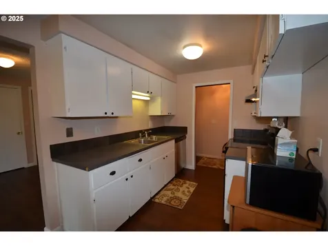12300 NE 12th Street Vancouver WA 98684