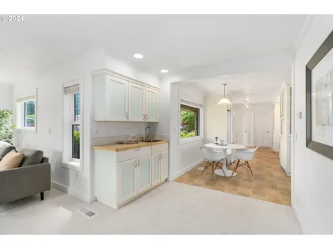 1333 Ne 136th Avenue Portland OR 97230