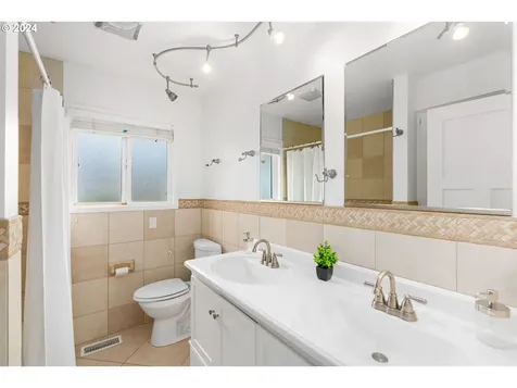 1333 Ne 136th Avenue Portland OR 97230
