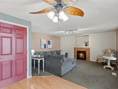 452 Windflower Drive Woodland WA 98674