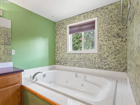 452 Windflower Drive Woodland WA 98674