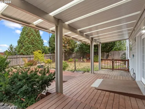 452 Windflower Drive Woodland WA 98674