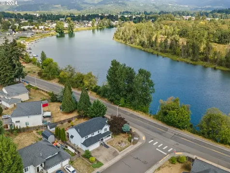 452 Windflower Drive Woodland WA 98674