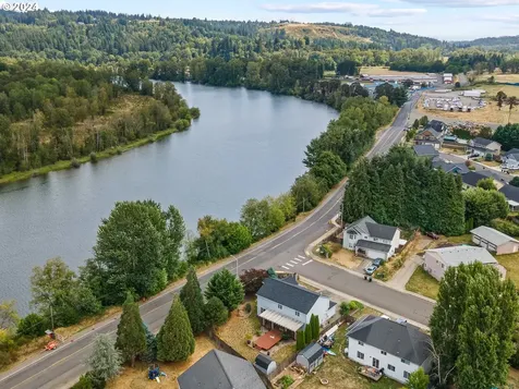 452 Windflower Drive Woodland WA 98674