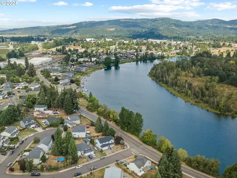 452 Windflower Drive Woodland WA 98674