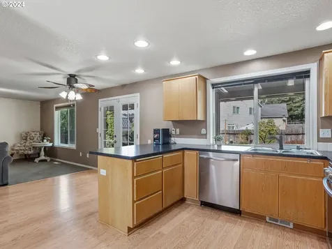 452 Windflower Drive Woodland WA 98674