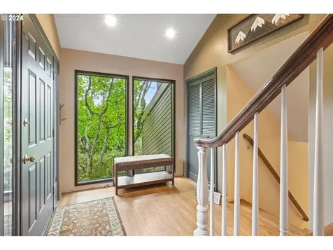 2845 Sw Bucharest Court Portland OR 97225