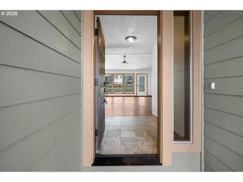371 SW Kalmia Avenue Warrenton OR 97146