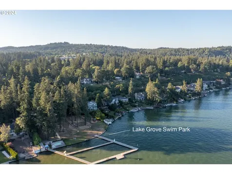 3520 Upper Drive Lake Oswego OR 97035