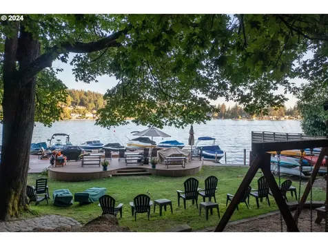 3520 Upper Drive Lake Oswego OR 97035