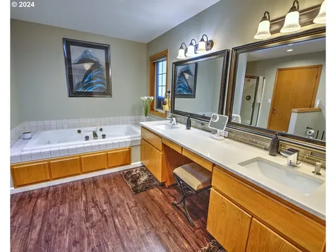 12610 Se Angus Street Vancouver WA 98683
