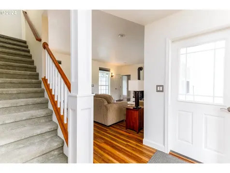 1764 Larson Road Roseburg OR 97471
