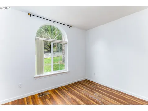1764 Larson Road Roseburg OR 97471