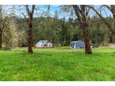 1764 Larson Road Roseburg OR 97471