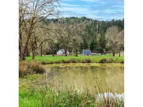 1764 Larson Road Roseburg OR 97471
