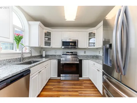 1764 Larson Road Roseburg OR 97471