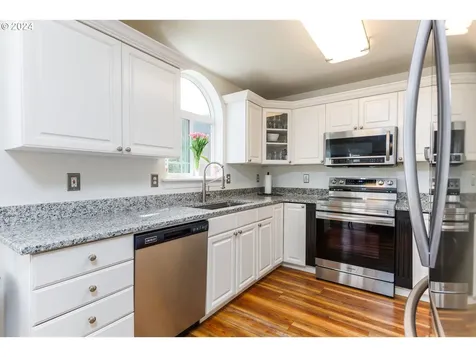 1764 Larson Road Roseburg OR 97471