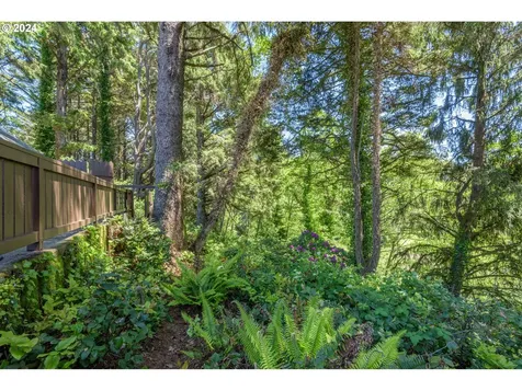 6101 NE Oar Drive Lincoln City OR 97367