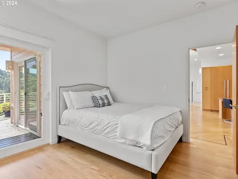 1518 16th Street West Linn OR 97068