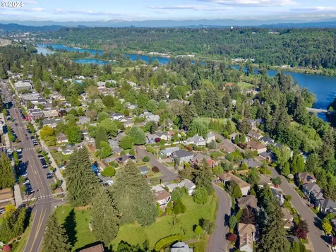 1518 16th Street West Linn OR 97068