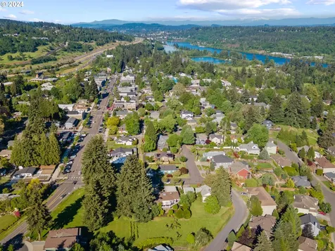 1518 16th Street West Linn OR 97068