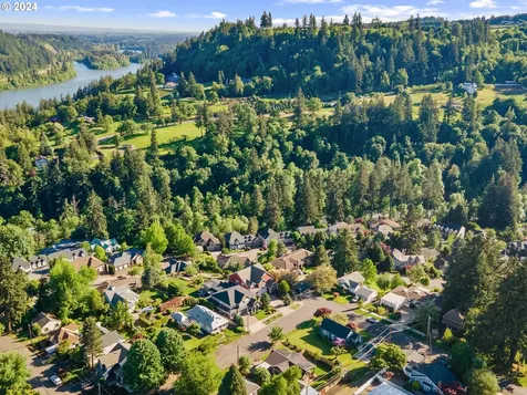 1518 16th Street West Linn OR 97068