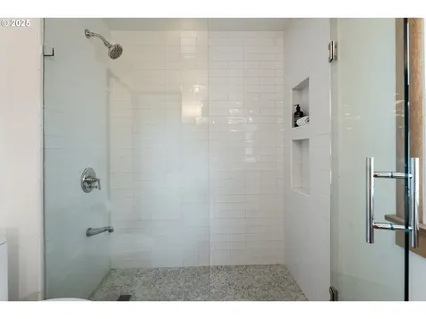 2645 NE 28th Avenue Portland OR 97212