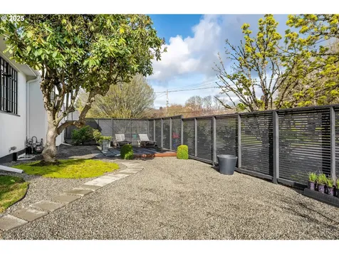 2645 NE 28th Avenue Portland OR 97212